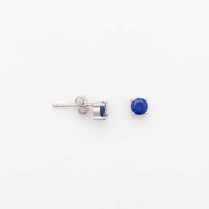 Καρφωτό στρογγυλό σκουλαρίκι με μπλε ζιργκόν σε χρώμα ζαφειριού